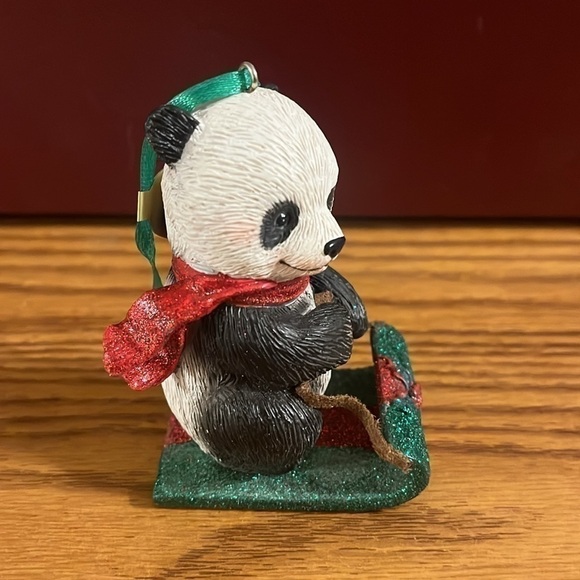 The Danbury mint Christmas ornament - panda - Picture 3 of 5